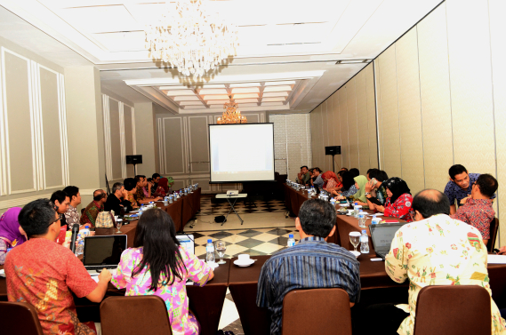 Ilustrasi: RAPAT FINALISASI PENYUSUNAN BUKU DATA STATISTIK SEMESTER 2 DITJEN SDPPI