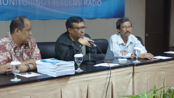 Ilustrasi: TRAINING APLIKASI PEMELIHARAAN STASIUN MONITOR FREKUENSI RADIO