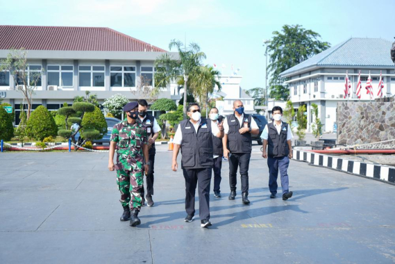 Ilustrasi: Dirjen SDPPI Hadiri Apel Bersama TNI AL di KRI Banda Aceh