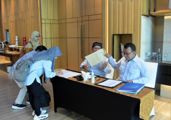 Ilustrasi: Susun Spesifikasi dengan pendekatan 5C