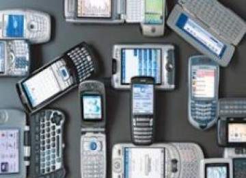 Sumber Ilustrasi : static.republika.co.id/uploads/images/headline/ponsel-ilustrasi-_110410140034-332