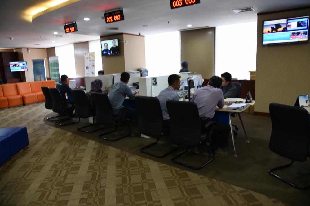 Suasana Pelayanan pada Pusat Pelayanan Terpadu Ditjen SDPPI