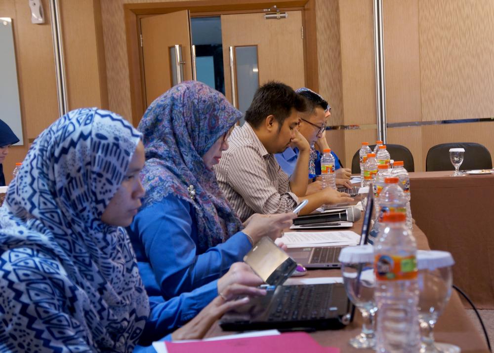 Ditjen SDPPI membentuk Satuan Tugas (Satgas) Sistem Pengendali Intern Pemeritah pada Senin (17/10), Pembentukan SPIP tersebut didasarkan atas Peraturan Pemerintah Nomor 60 Tahun 2008 tentang Sistem Pengendali Intern Pemerintah dimana semua instansi pemerintah baik baik pusat maupun daerah diwajibkan untuk melakukan pengendalian terhadap penyelenggaraan kegiatan pemerintahan.