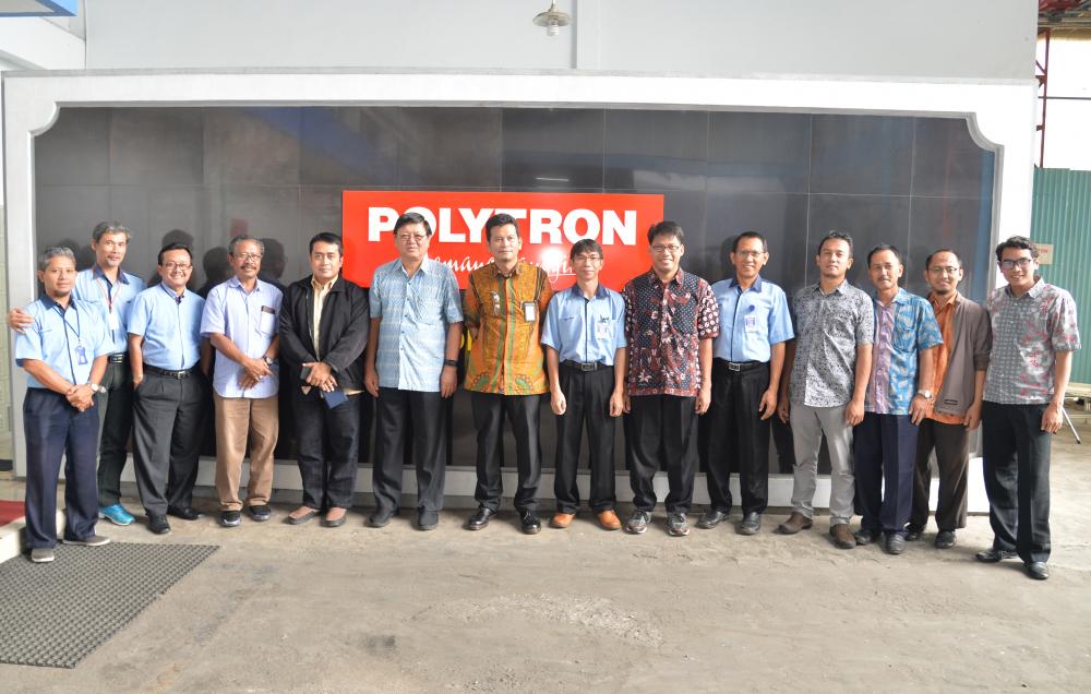 Direktorat Standardisasi Perangkat Pos dan Informatika, Ditjen SDPPI mengunjungi pabrik PT Hartono Istana Teknologi, pemegang merek dagang Polytron (24/10). Kunjungan tersebut  merupakan lanjutan dalam rangkaian sosialisasi kepada para vendor terkait dengan mekanisme penyederhanaan proses uji perangkat elektronik yang selama ini dilakukan di Balai Besar Pengujian Perangkat Telekomunikasi (BBPPT).