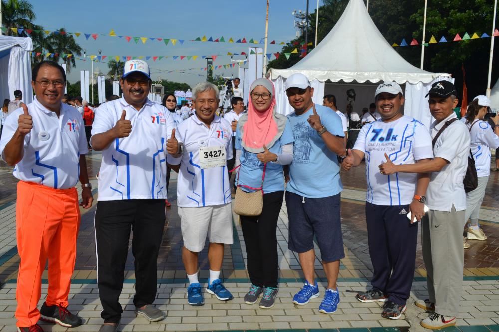 Lomba Lari 7.1K  Tutup Hari Bhakti Postel 2016