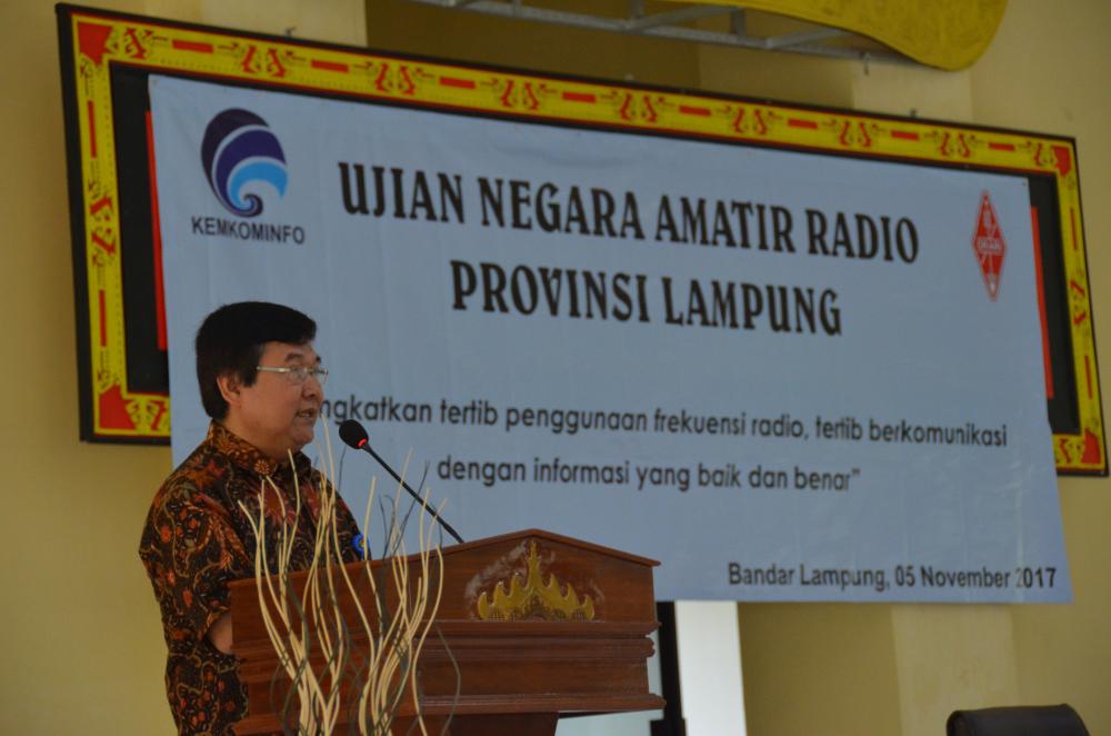 Sesditjen SDPPI Sadjan membuka kegiatan  Ujian Negara Amatir Radio