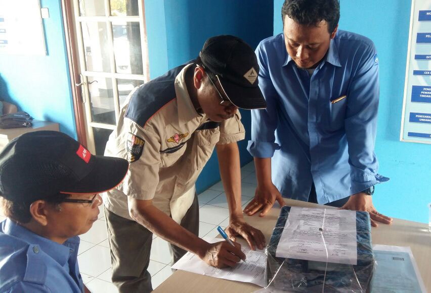 Pendataan perangkat telekomunikasi ilegal para nelayan