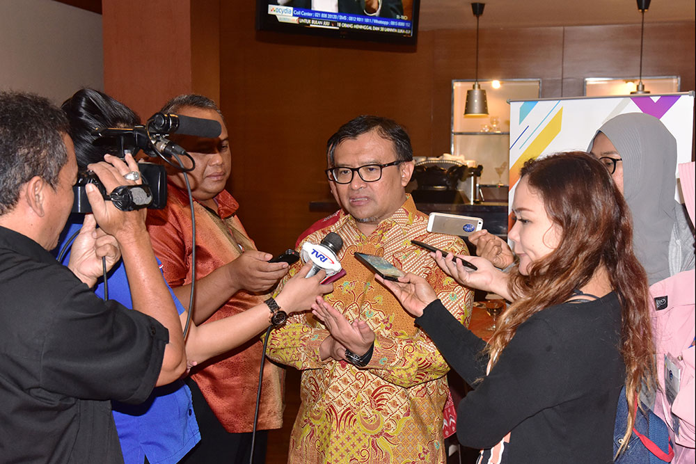 Direktur Operasi Sumber Daya, Ditjen SDPPI, Dwi Handoko dalam wawancara dengan media di sela FGD mengenai penggunaan spektrum frekuensi radio di Pontianak, Kalimantan Barat, Kamis (18/10/2018).