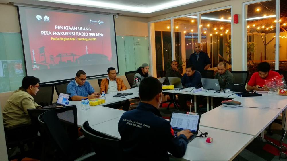 Balmon Jambi dan Operator Telekomunikasi memonitor pelaksanaan Refarming di wilayah Sumatra Bagian Selatan