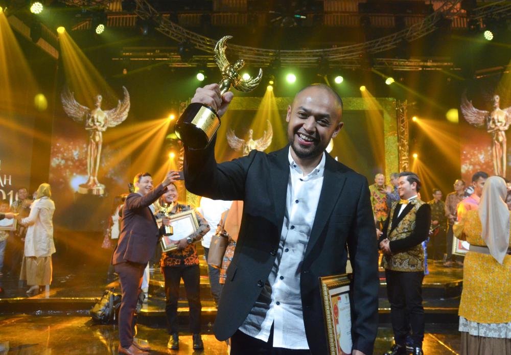 Kabag Perencanaan Program dan Pelaporan (PPP) Ditjen SDPPI Aryo Pamoragung berhasil menjadi Top 3 pada ajang Anugerah Aparatur Sipil Negara (ASN)  Tahun 2019 untuk Kategori The Future Leader. Jakarta (2/12/2019)