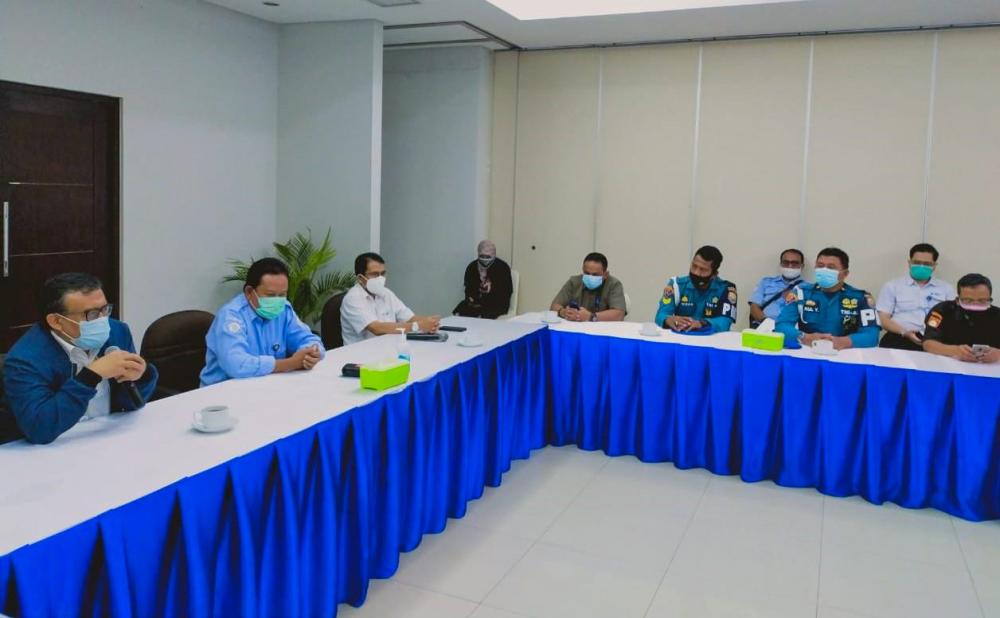 pendataan di Pelabuhan nizam