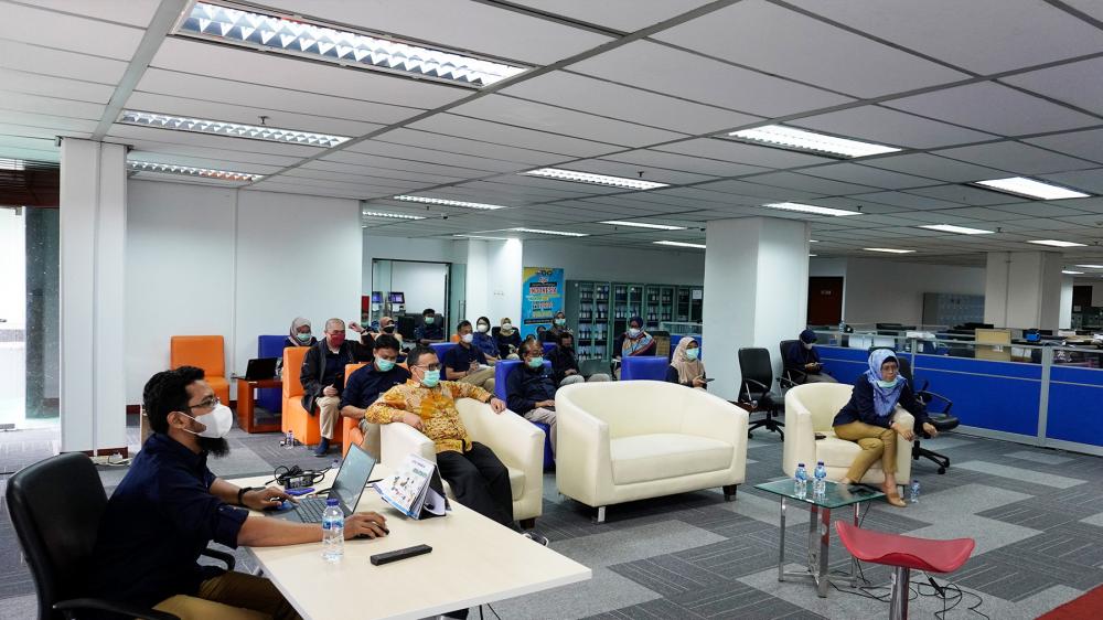Direktorat Operasi Sumber Daya, Direktorat Jenderal Sumber Daya dan Perangkat Pos dan Infoematika (Ditjen SDPPI) melaksanakan internalisasi penerapan SMAP, Rabu (17/02/2021).  