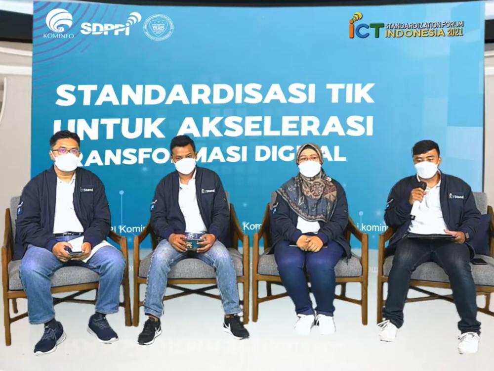 Para narasumber dan moderator dalam acara ICT Standardization Forum 2021, Selasa (28/12/2021).