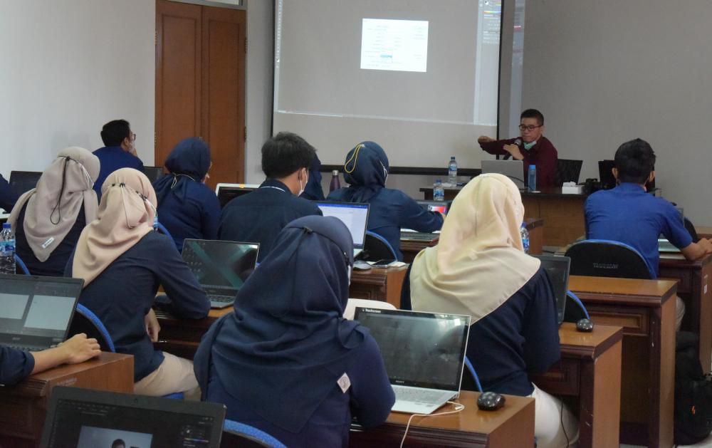 Ditjen SDPPI selenggrakan pelatihan content creator. Selasa (2/11/2022)