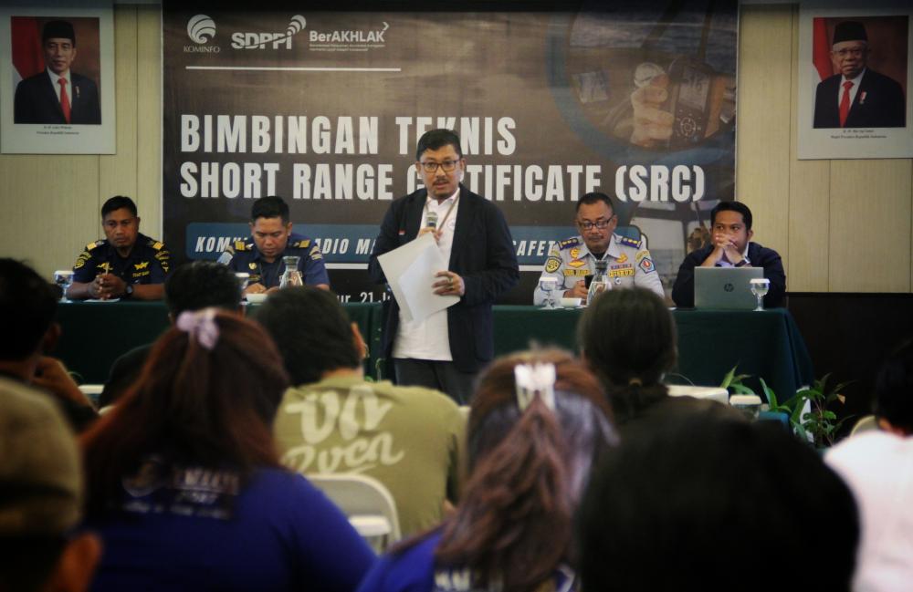 Kepala Balai monitor Spektrum Frekuensi Kelas I Denpasar, Zainullah Manan membuka kegiatan Bimbingan Teknis Sertifikasi Radio Tinggkat Short Range Certificate (SRC) di Sanur Prie Plaza, Denpasar. Rabu (21/06/2023)
