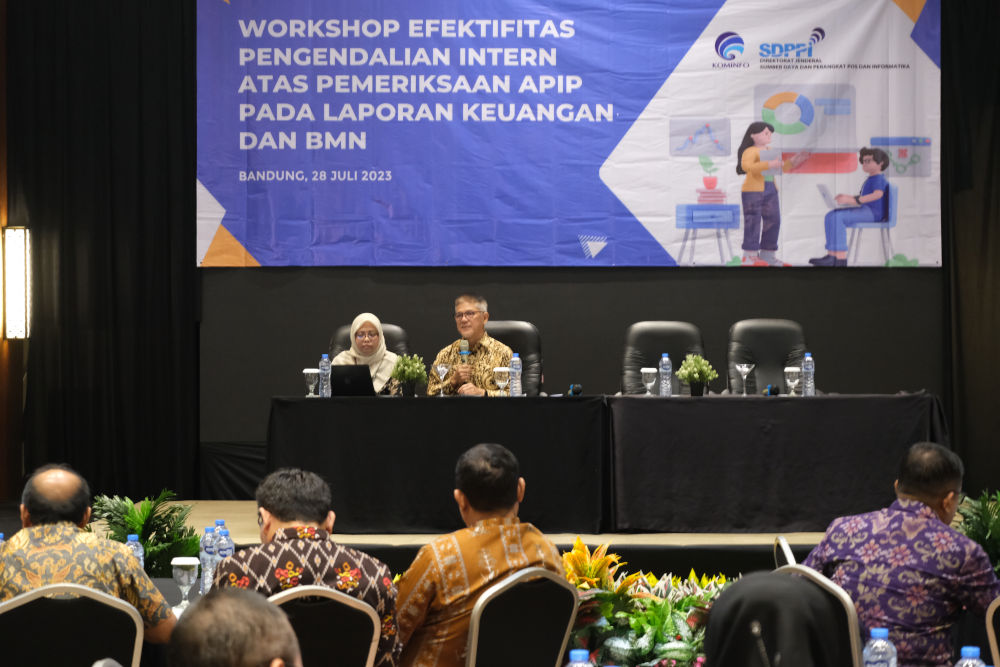 Inspektur I Kemkominfo Ivan Santoso menyampaikan hasil pengawasan intern terhadap pengelolaan BMN dan pelaksanaan anggaran Ditjen SDPPI dalam Workshop di Bandung, Jum'at (28/07/2023).