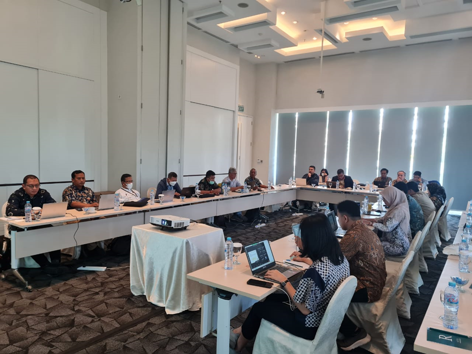 Ketua Tim Kerja Hukum dan Kerjasama memimpin kegiatan Diseminasi Regulasi yang ditujukan kepada seluruh UPT di lingkungan Ditjen SDPPI, Jum'at (15/09/2023).