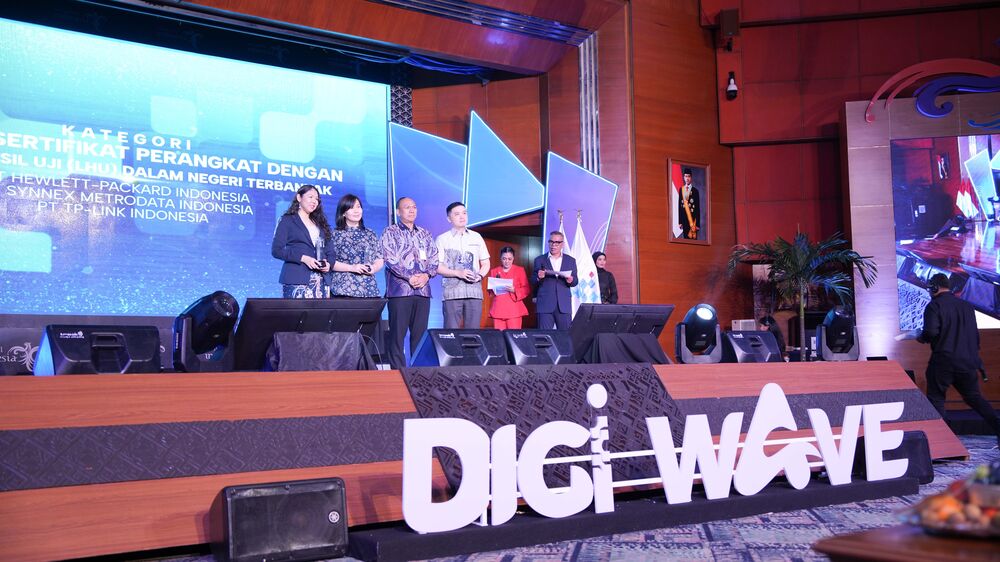 Kolaborasi Membangun Konektivitas untuk Keselamatan, Pelayanan, dan Masa Depan Digital