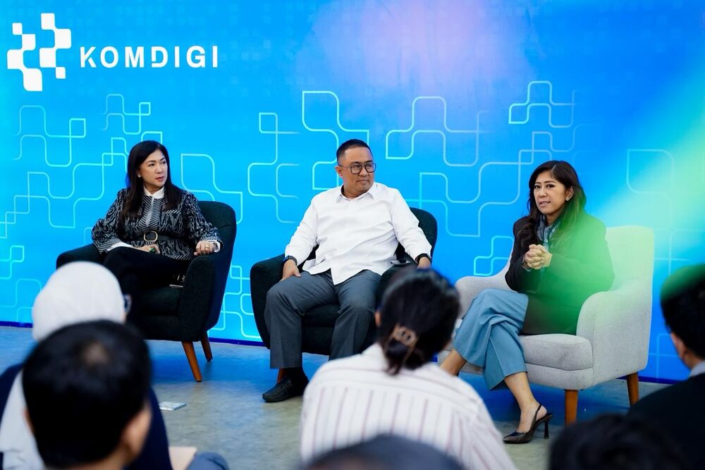 Ilustrasi: Mengubah Data Menjadi Cerita: Strategi Hadapi Tantangan Komunikasi Pemerintah di Era AI