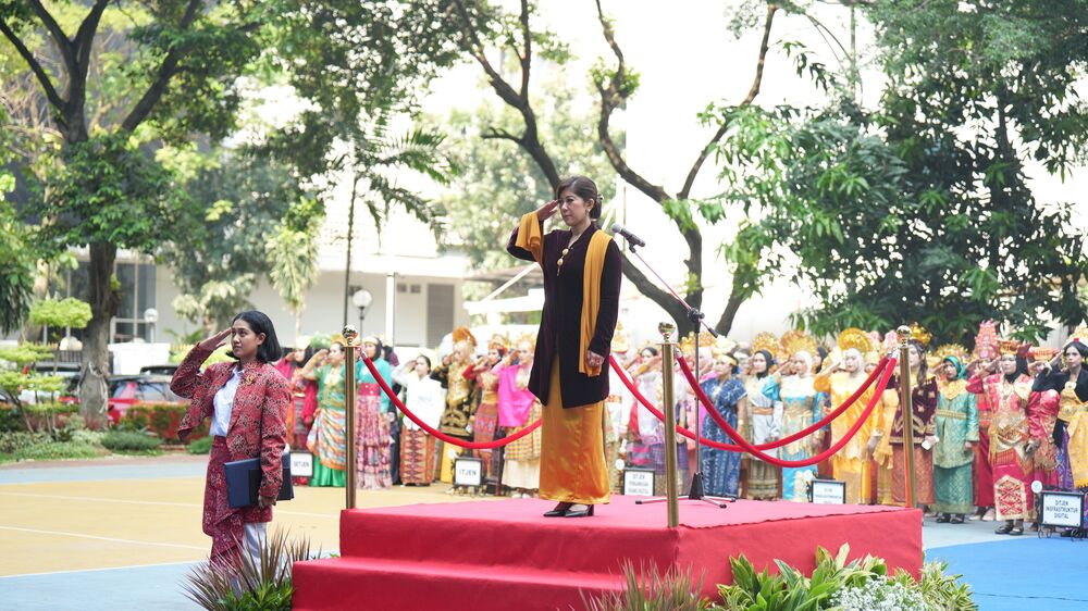 Ilustrasi: Kartini Masa Kini: Perempuan Berdaya di Era Digital