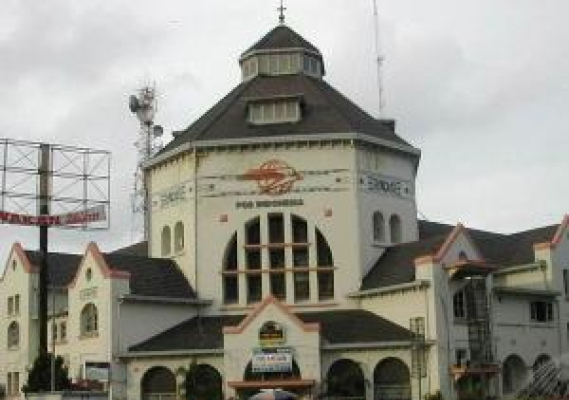 Ilustrasi: Gambar ilustrasi: media.vivanews. com /thumbs2 /2009 /06 /10 /71897_ kantor _pt_pos_indonesia_300_22