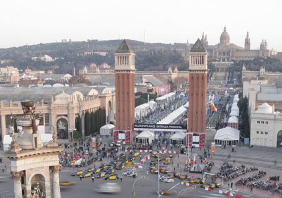 Ilustrasi: Sumber ilustrasi: www.letsgomobile.org/images/news/gsm-association/mobile-world-congress.jpg