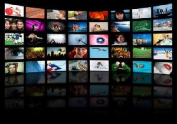 Ilustrasi: Sumber ilustrasi: http://mifta-addina.blog.ugm.ac.id/files/2012/03/tv-digital-300x2252.jpg