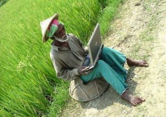 Ilustrasi: SIARAN PERS NO. 32/PIH/KOMINFO/5/2014