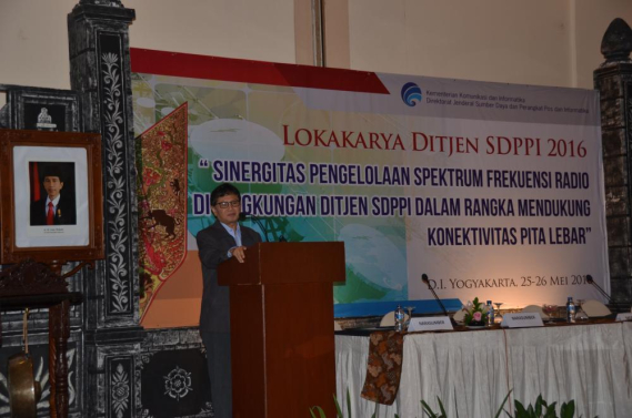 Ilustrasi: Plt Ditjen SDPPI, Basuki Yusuf Iskandar membuka Lokakarya Ditjen SDPPI 2016, di Yogyakarta