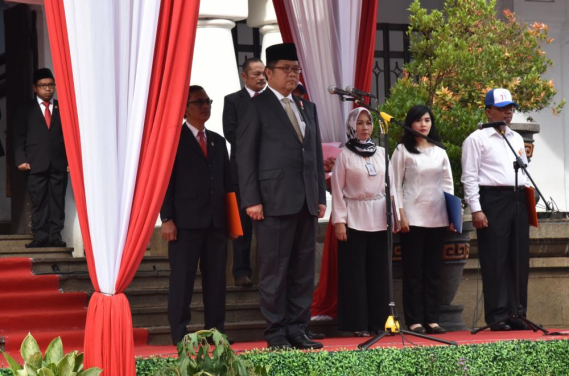 Ilustrasi: Menteri Komunikasi dan Informatika, Rudi Antara memimpin upacara peringatan Hari Bhakti Postel ke-71. Peringatan Hari Bhakti Postel diperingati oleh Komunitas Pos dan Telekomunikasi (POSTEL) untuk mengenang jasa pahlawan Pengambil Alihan Jawatan PTT Secara Hirois Oleh Angkatan Muda Pos Telegrap dan Telepon.