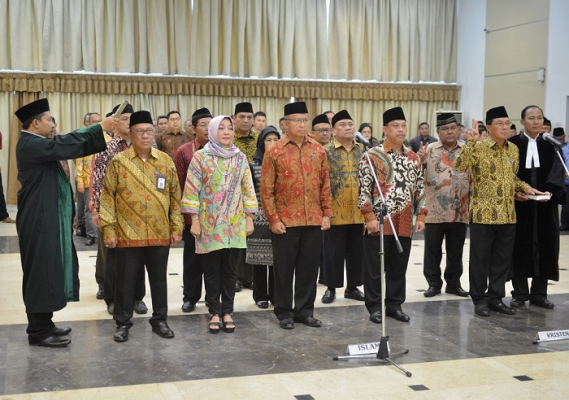 Ilustrasi: Pelantikan Es II