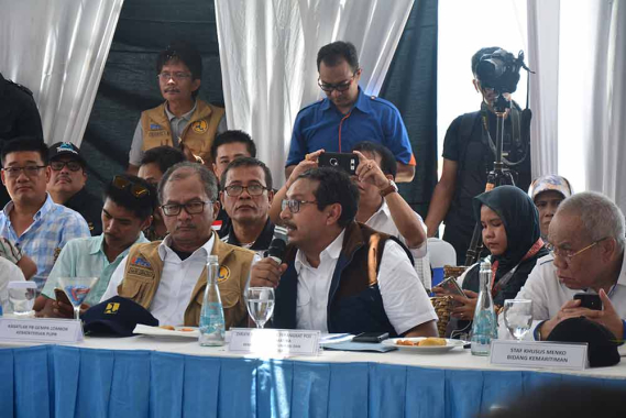 Ilustrasi: Dirjen SDPPI, Kemkominfo, Ismail dalam Rapat Koordinasi Percepatan Normalisasi Pariwisata Pascagempa yang dipimpin Menko Kemaritiman Luhut Binsar Pandjaitan di Gili Trawangan, Lombok, Nusa Tenggara Barat, Minggu (16/9/2018).