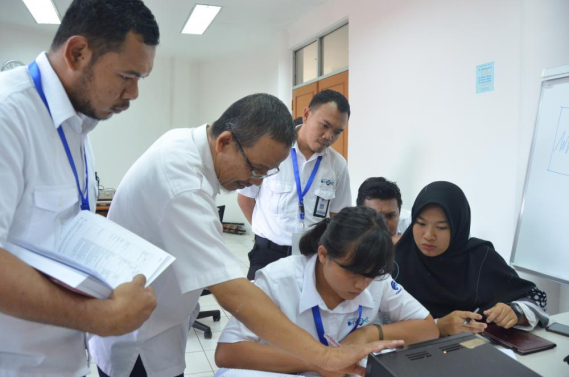 Ilustrasi: Ditjen SDPPI Siapkan Pengendali Frekuensi Radio Terampil