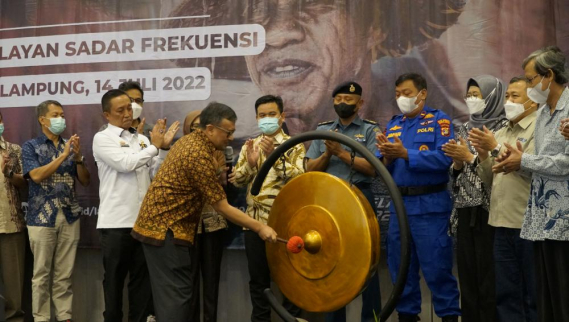 Ilustrasi: Direktur Operasi Sumber Daya Dwi Handoko membuka kegiatan Launching Uji Coba Frekuensi Radio HF untuk Komunikasi Nelayan dan Penyerahan Izin Komunikasi Radio Nelayan (IKRAN), Kamis (14/07/2022).