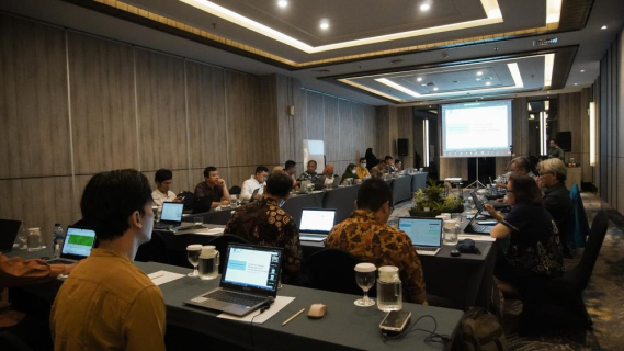 Ilustrasi: Direktorat Operasi Sumber Daya mengadakan sosialisasi dan diskusi terbitnya Keputusan Menteri Komunikasi dan Informatika Republik Indonesia Nomor 315 Tahun 2023 kepada pemegang ISR pada pita frekuensi radio Ku-Band dan Ka-Band di Yogyakarta (07/09/2023).