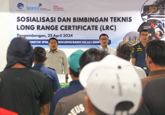Ilustrasi: BalaiMonitor Spektrum Frekuensi Radio Kelas I Denpasar menyelenggarakanSosialisasi dan Bimbingan Teknis Sertifikasi Operator Radio Long Range Certificate (LRC) bagi para nelayan  di AulaPelabuhan Perikanan Nusantara Pengambengan, Kabupaten Jembrana, Provinsi Bali. Kamis (25/04/2024)