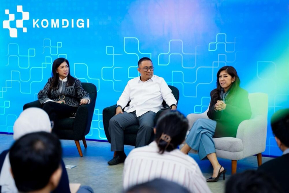 Ilustrasi: Mengubah Data Menjadi Cerita: Strategi Hadapi Tantangan Komunikasi Pemerintah di Era AI