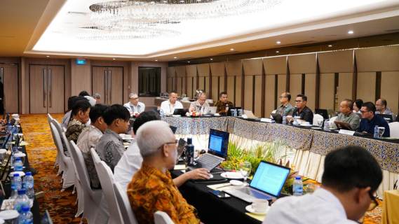 Ilustrasi: Komdigi Gelar Aanwijzing Seleksi Frekuensi 700 MHz dan 2,6 GHz Tahun 2026